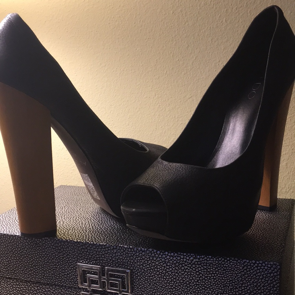 ALDO Leather Peep Toe Platform with Wooden heel